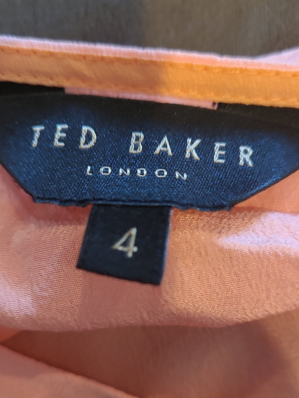 Ted Baker Peach Shortsleeve Silk Lightweight Top Size 4/L - Picture 5 of 6